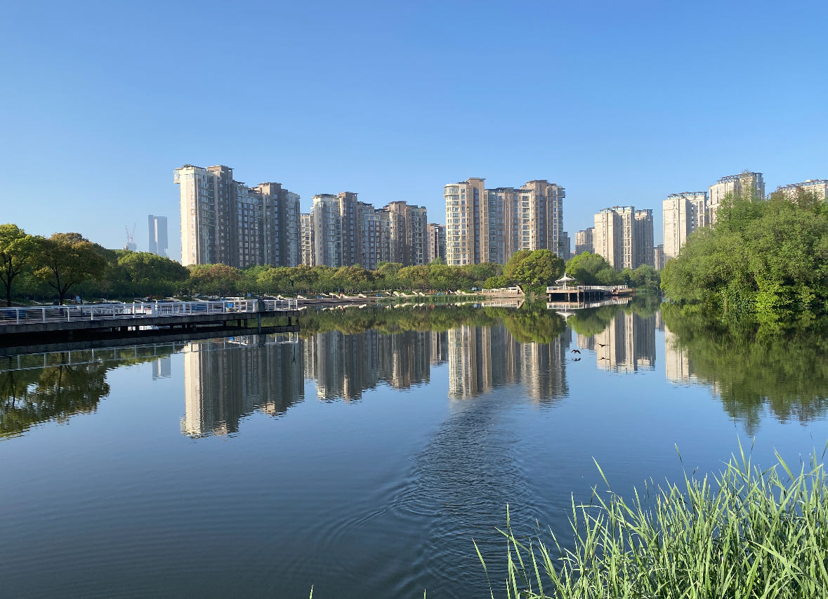 完成焕新,新江湾城公园今日开园,6座杨浦区属公园年内将实现"拆墙透绿