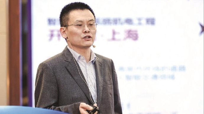 探路新质生产力·智慧工匠/领军先锋风采|电科智能党委书记总经理巢国平： 探寻大道通衢背后的智能“引擎”