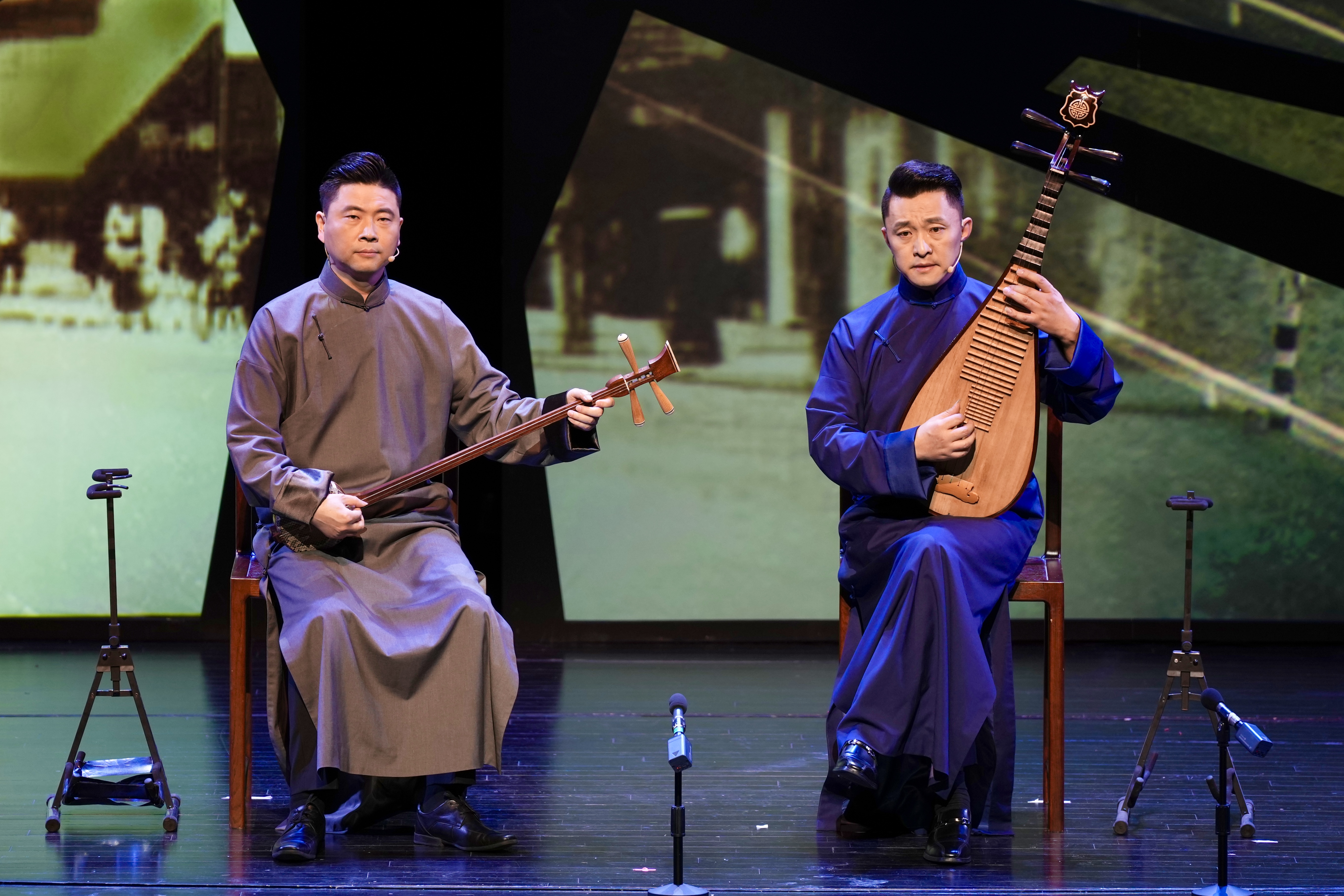 中篇评弹千里江山图首演这部红色传奇首登文艺舞台