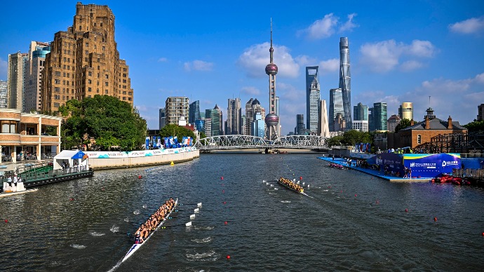 世界顶级赛艇队再度集结苏州河，一同艇竞巅峰对决