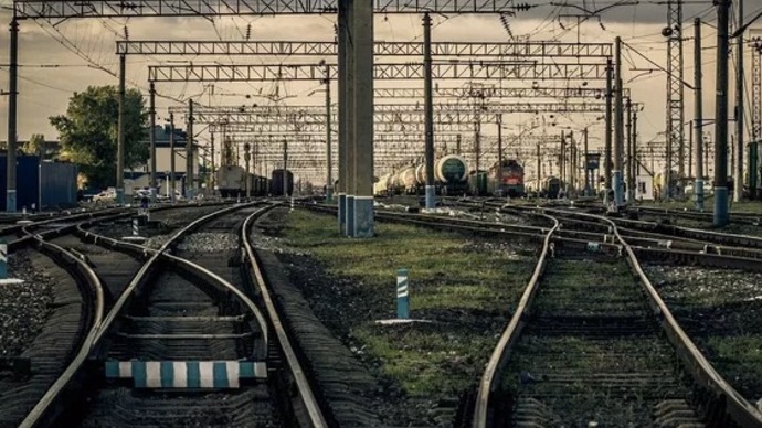 巴库-第比利斯-卡尔斯铁路线完成升级扩建将投入运营，运力达每年500万吨