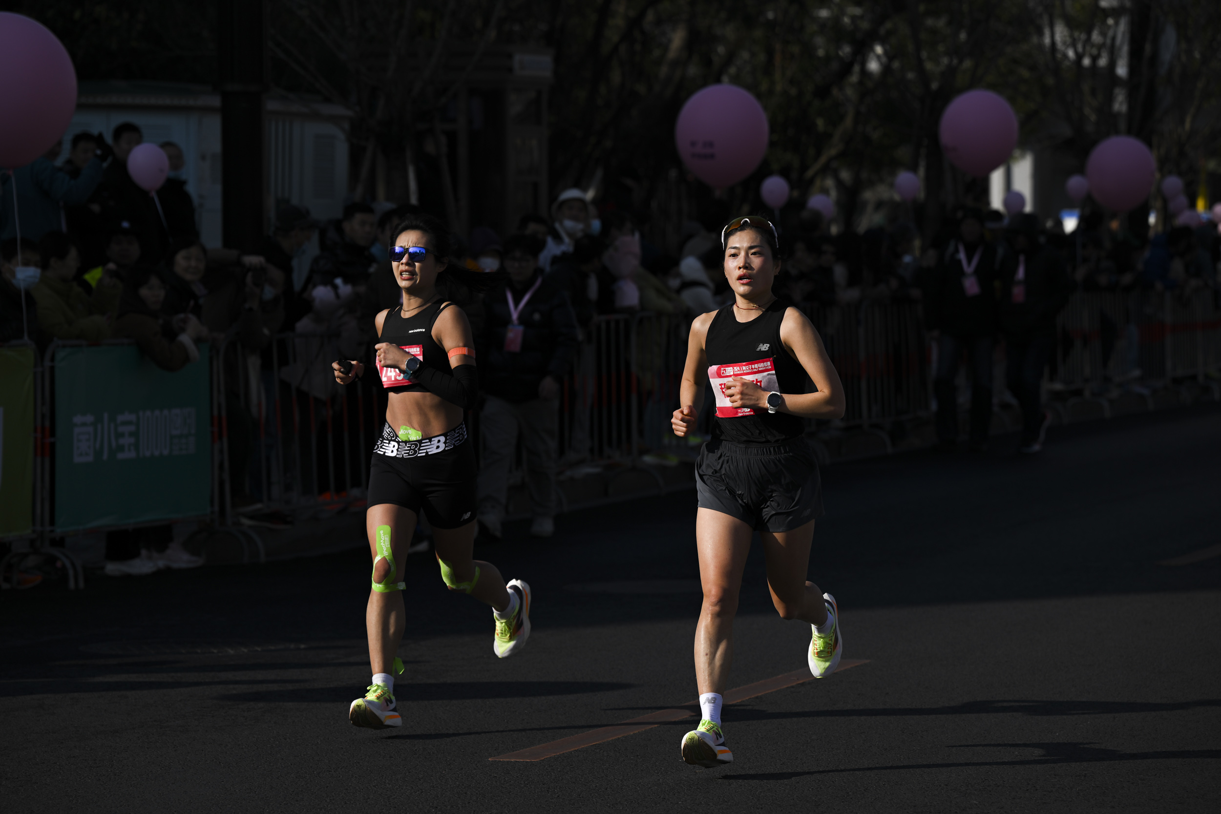 图集感受她力量上海女子半马开跑