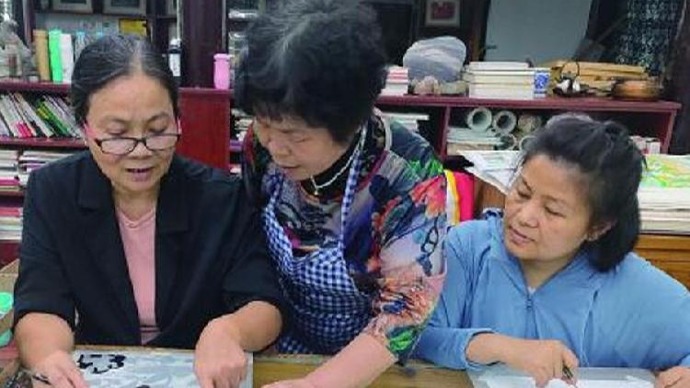 读者 | “板凳课堂”点燃居民家门口学习热情