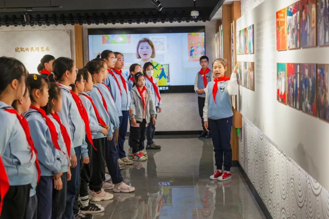 绿苑小学小小导赏员上岗童声讲述长宁非遗故事