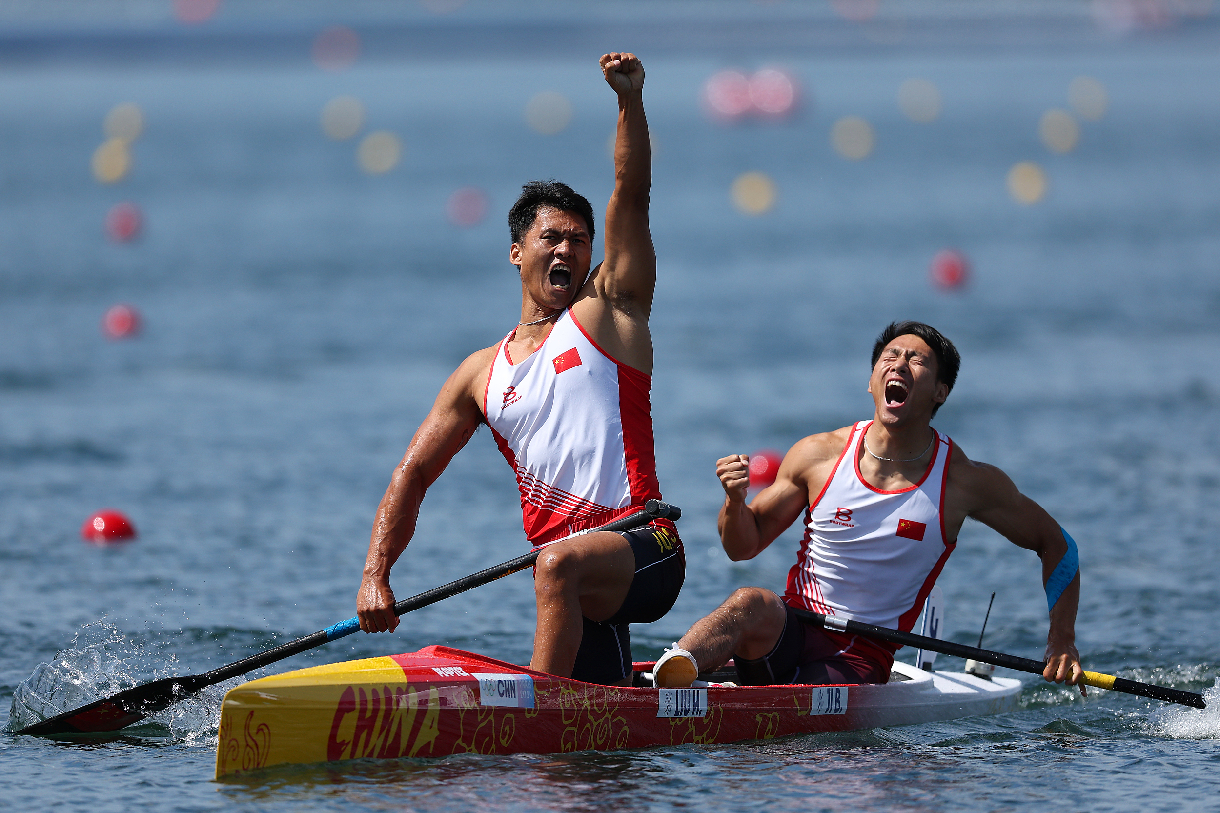 信任为“桨”一骑绝尘，刘浩/季博文享受属于自己的“荣耀划行”_文汇