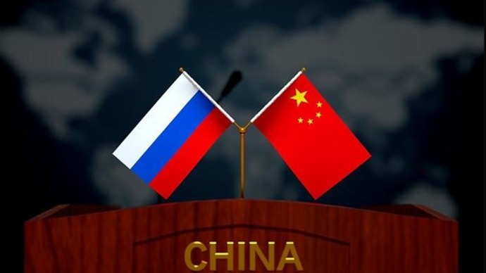 习近平同俄罗斯总统普京共同签署并发表关于深化中俄新时代全面战略协作伙伴关系的联合声明