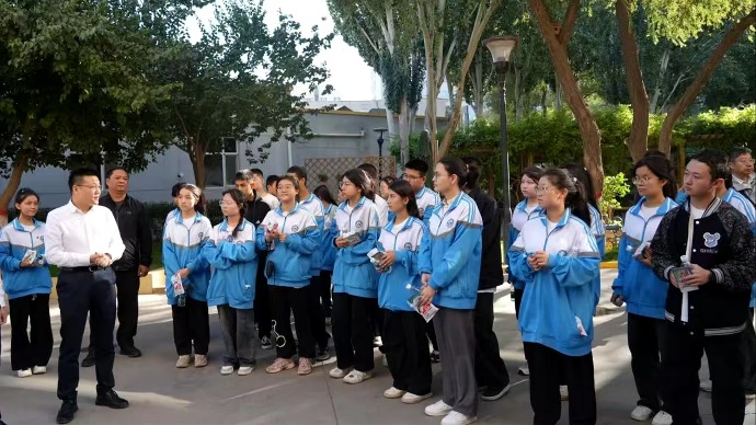 对话上海援疆前指总指挥孟庆源：以钉钉子精神把铸牢中华民族共同体意识做深做细做实