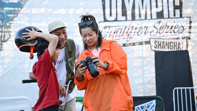 家门口的奥运盛会，这对“钢架恋人”甜蜜圆梦！