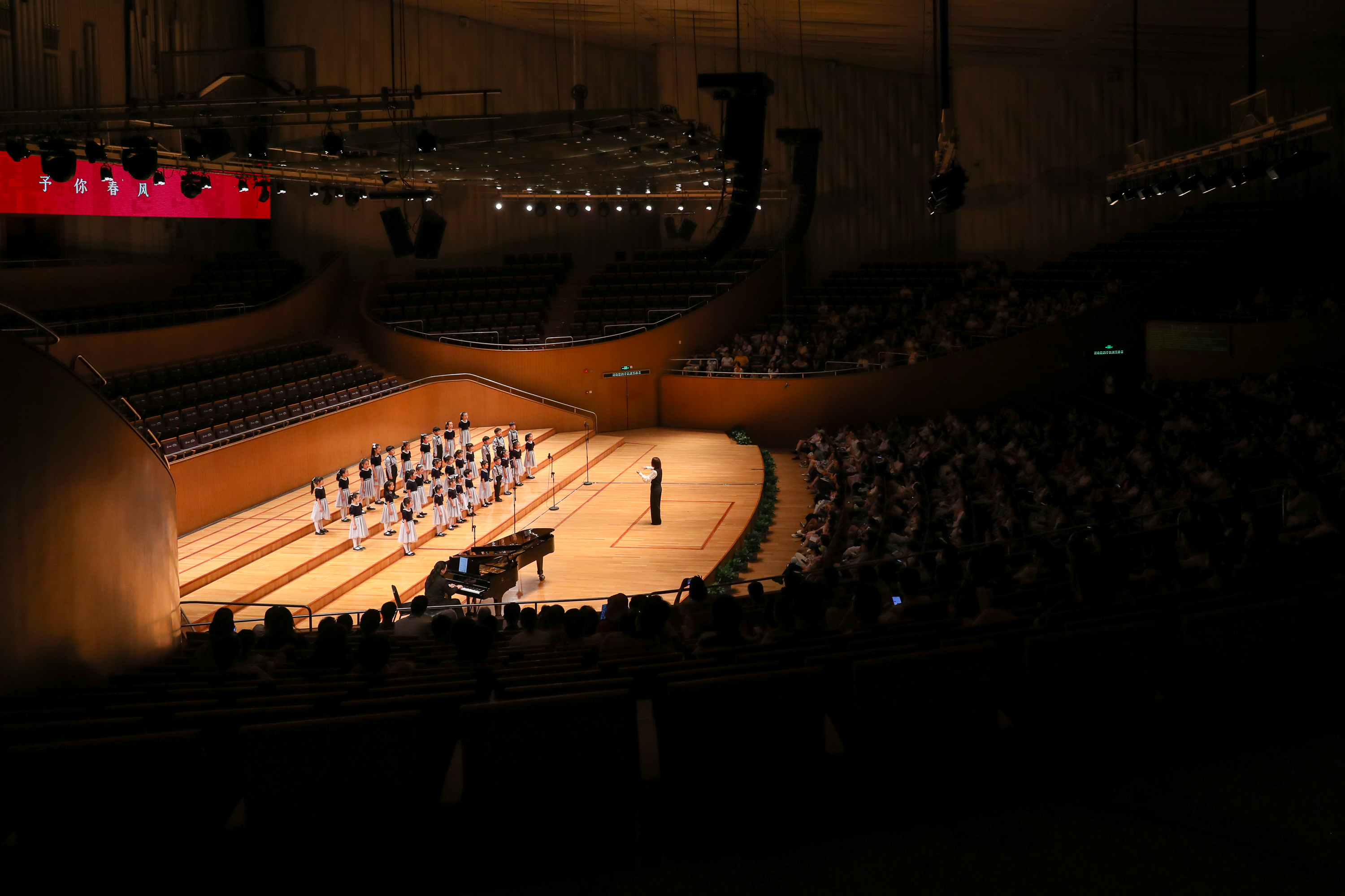 歌声为伴联结世界文化,东艺童声合唱团5周年唱响市民音乐会