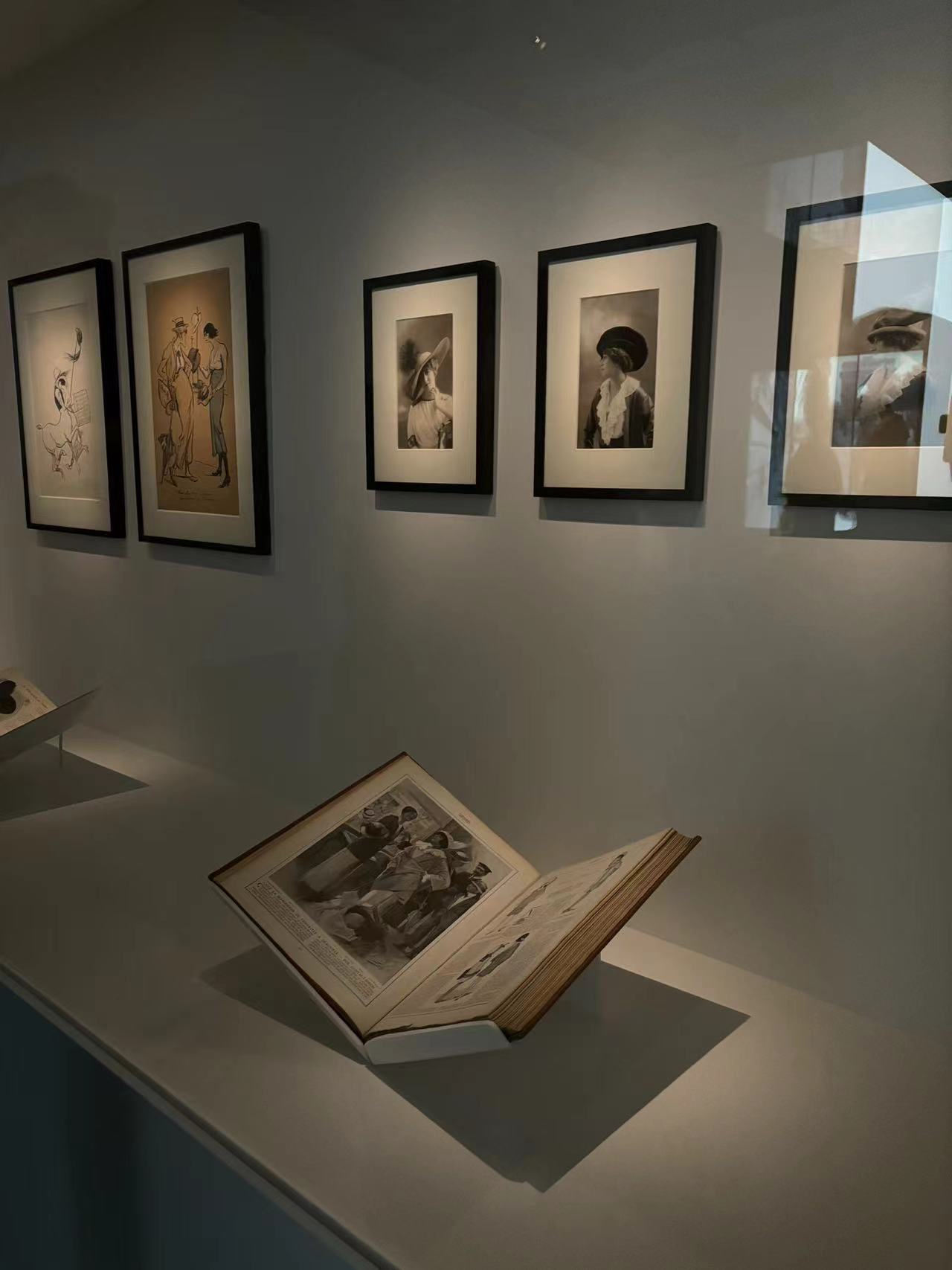 嘉柏丽尔·香奈儿中国首个作品回顾展登录申城,亮出鲜明的“时尚宣言”
