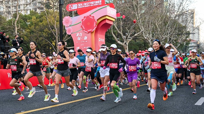 感受她力量，上海女子半马开跑