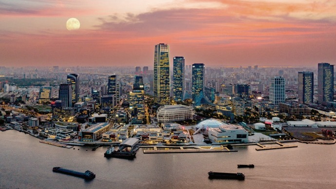 “那一天”铸就美好新篇｜徐汇滨江：建设世界级水岸，世博愿景成美好生活实景