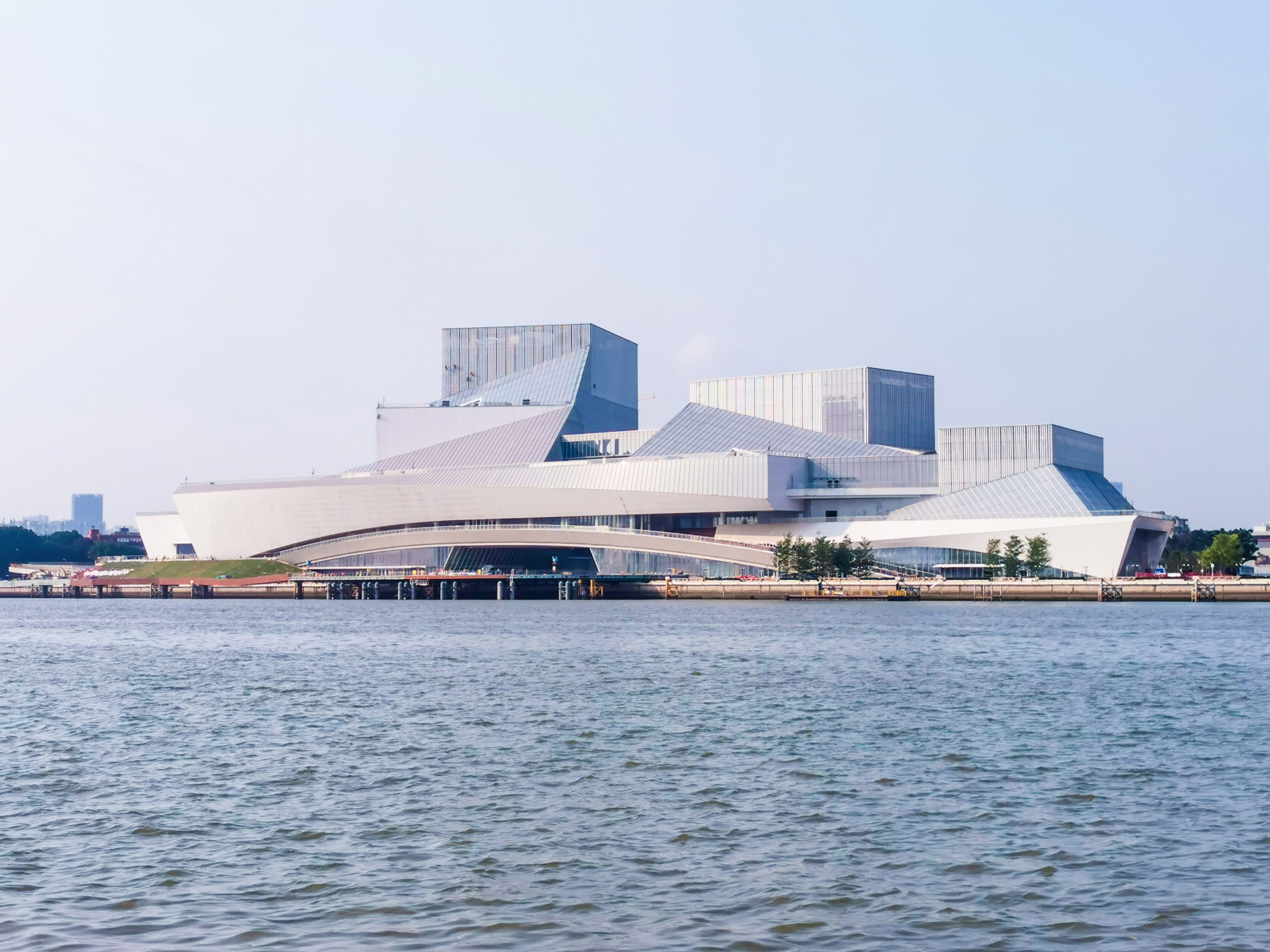 尚辉丨中国美术正在走出自主发展的新路