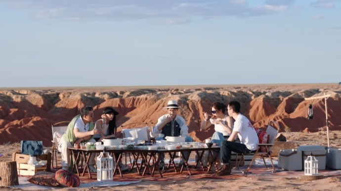 文艺辣评 | 真人秀拥有情绪魔法就够了吗