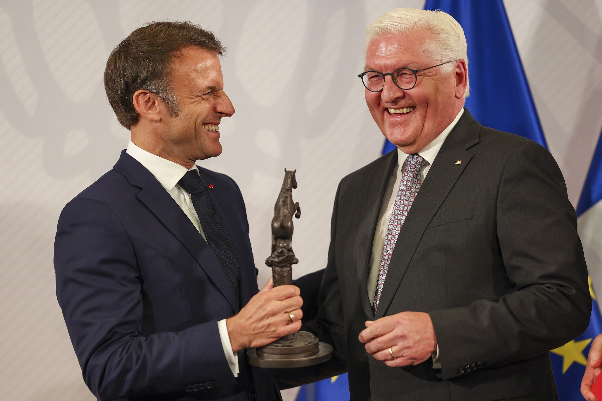 视点 | 法国总统时隔24年对德国进行国事访问,"爱丽舍精神"继续照亮